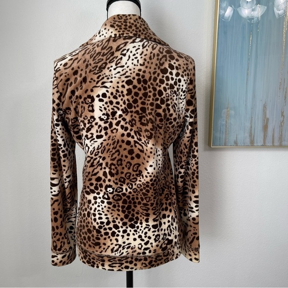 Weekends by Chico's Leopard Animal Print Fall Casual Zip Up Jacket. Size Small 0 - Picture 10 of 10